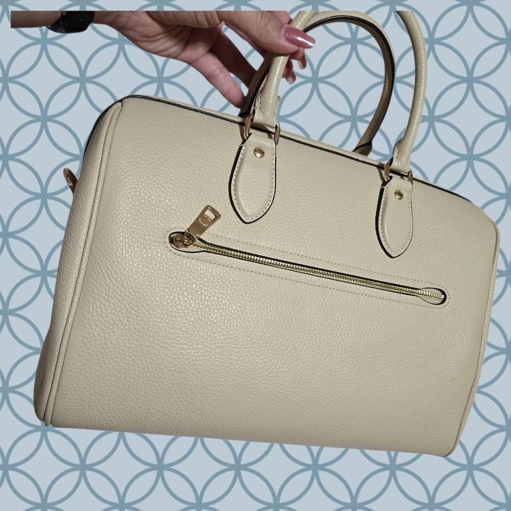 Coach Cream Leather Women's Bag - Picture 3 of 16